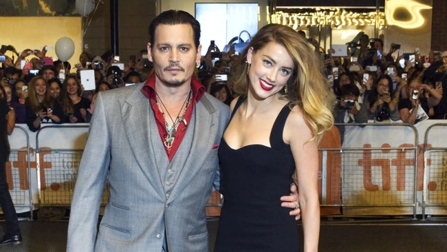 Amber Heard chọn lặng lẽ với quá khứ, tránh đề cập đến Johnny Depp - Ảnh 2.